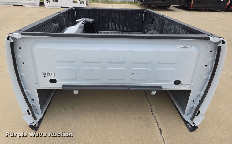 image for item EL5556 Pickup truck bed