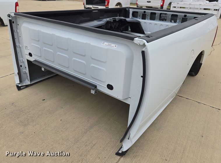 image for item EL5557 Pickup truck bed