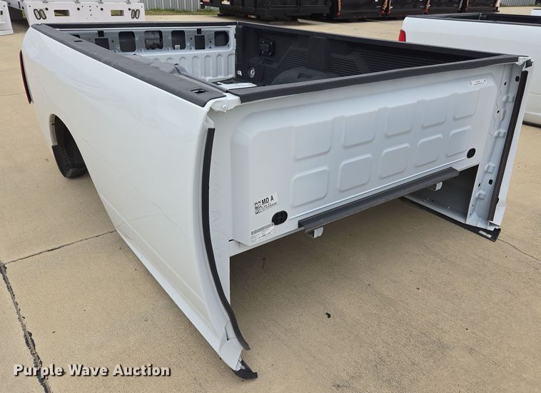 image for item EL5557 Pickup truck bed