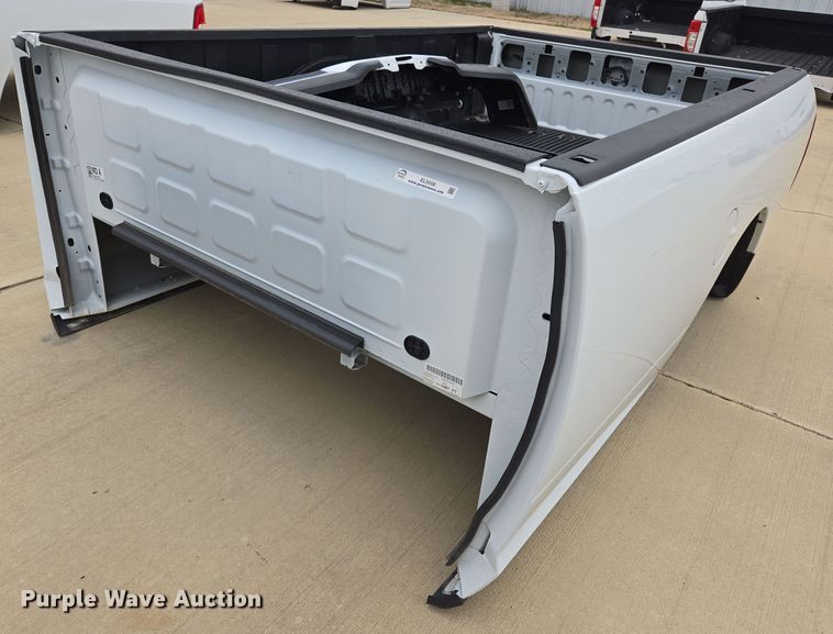 image for item EL5558 Pickup truck bed