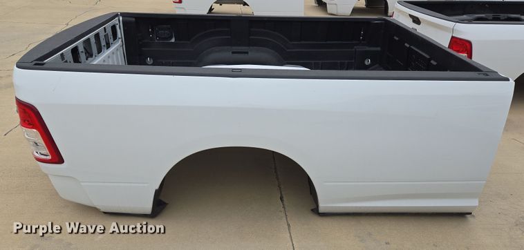 image for item EL5558 Pickup truck bed