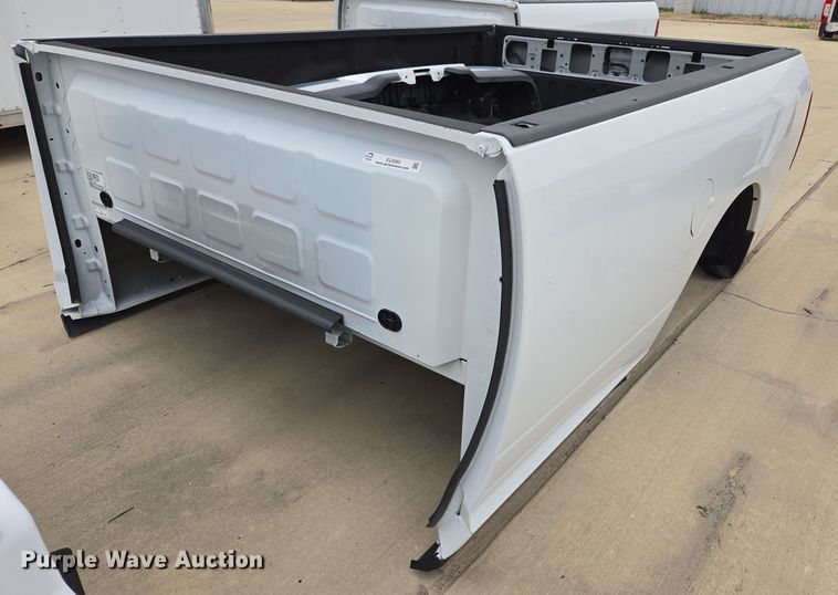 image for item EL5560 Pickup truck bed