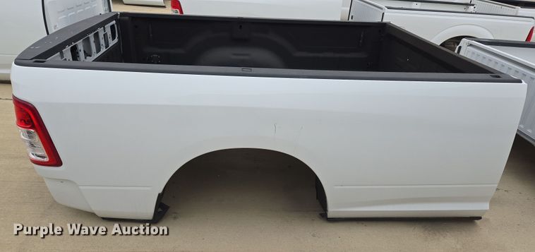 image for item EL5560 Pickup truck bed