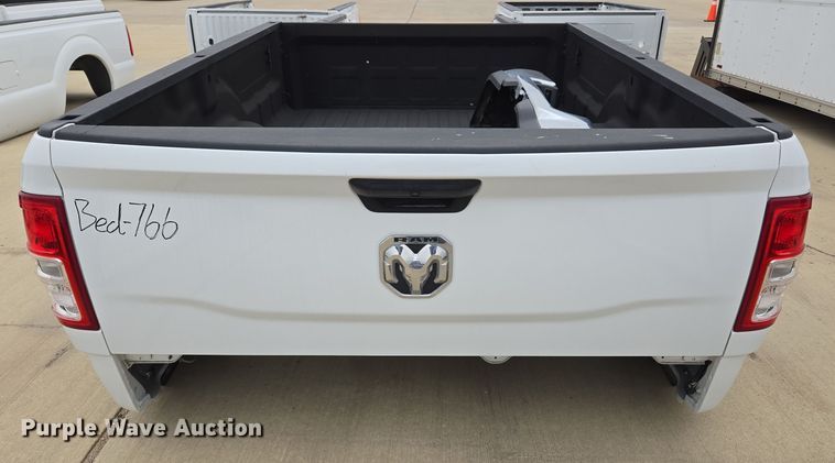 image for item EL5560 Pickup truck bed