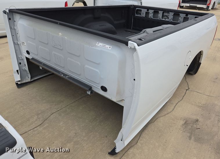 image for item EL5561 pickup truck bed