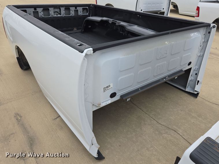 image for item EL5561 pickup truck bed