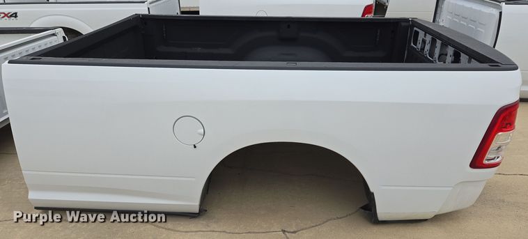 image for item EL5561 pickup truck bed