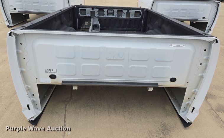 image for item EL5562 Pickup truck bed
