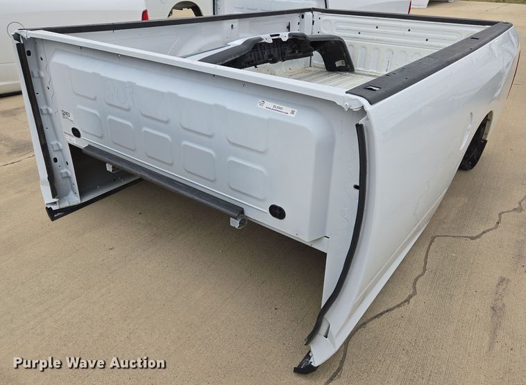 image for item EL5563 Pickup truck bed