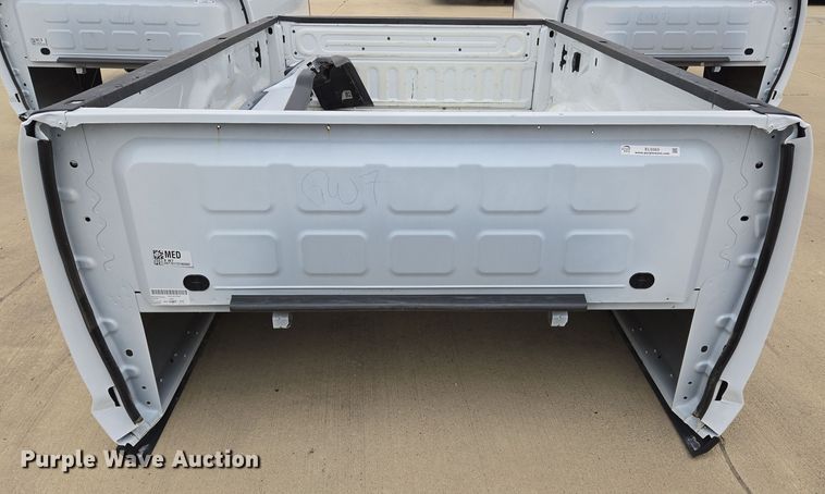 image for item EL5563 Pickup truck bed