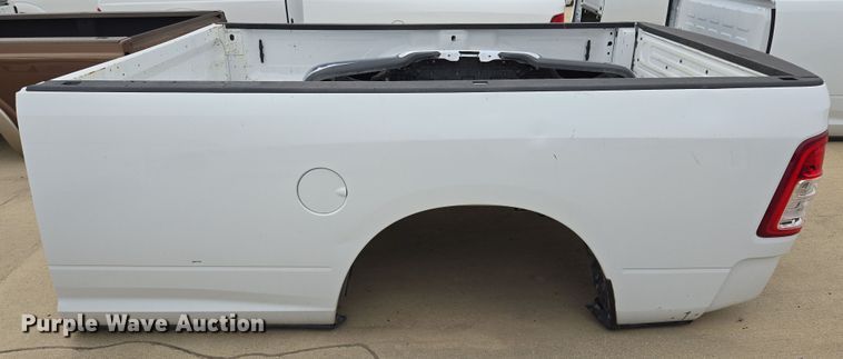 image for item EL5563 Pickup truck bed