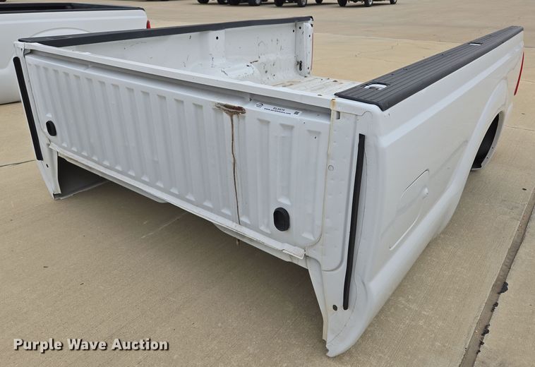 image for item EL5575 Pickup truck bed