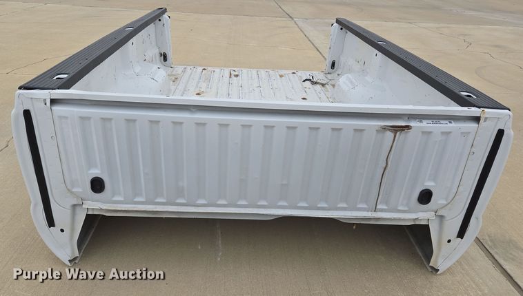 image for item EL5575 Pickup truck bed