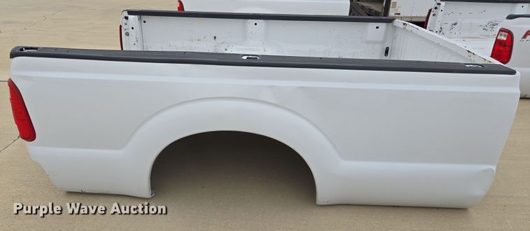 image for item EL5575 Pickup truck bed