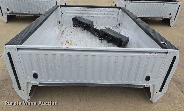 image for item EL5577 Pickup truck bed