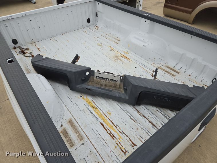 image for item EL5577 Pickup truck bed