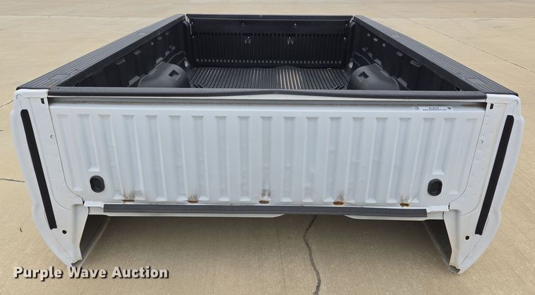 image for item EL5578 Pickup truck bed