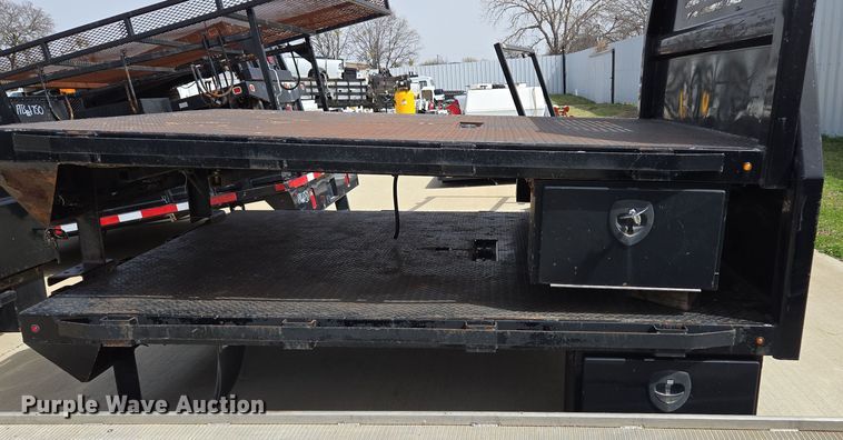 image for item EL5594 Flatbed