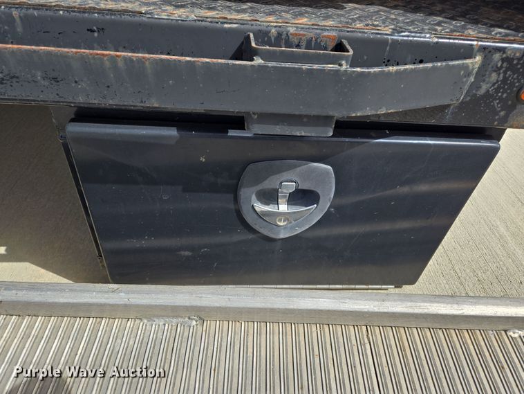 image for item EL5594 Flatbed