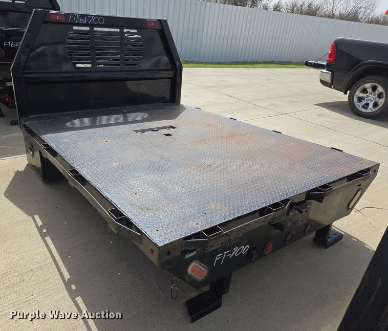 image for item EL5595 Flatbed