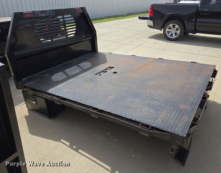image for item EL5595 Flatbed