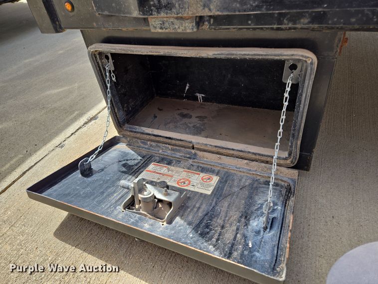 image for item EL5595 Flatbed