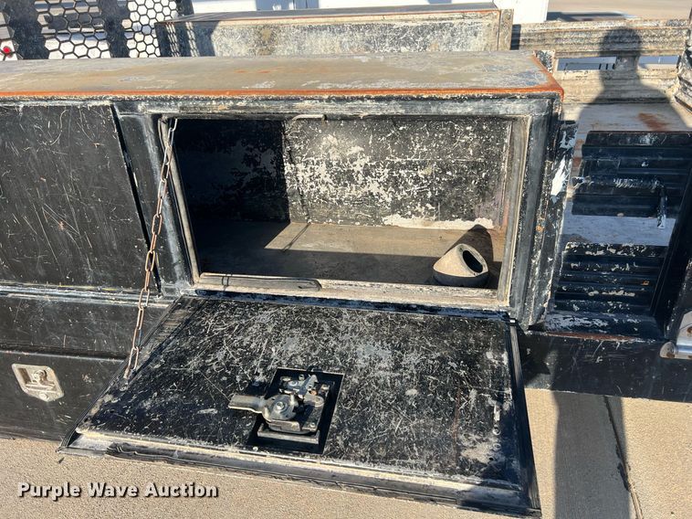 image for item EL5599 Knapheide PVMXS-838C flatbed