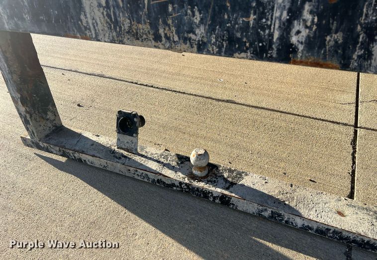 image for item EL5599 Knapheide PVMXS-838C flatbed