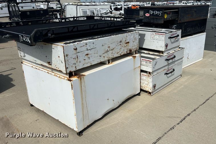 image for item EL5609 (8) toolboxes