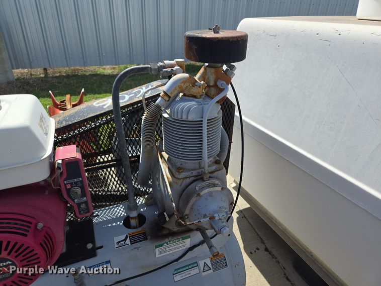 image for item EL5620 (4) air compressors