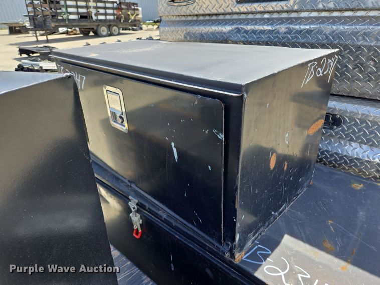 image for item EL5624 (7) toolboxes