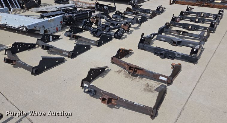 image for item EL5643 (17) receiver hitches