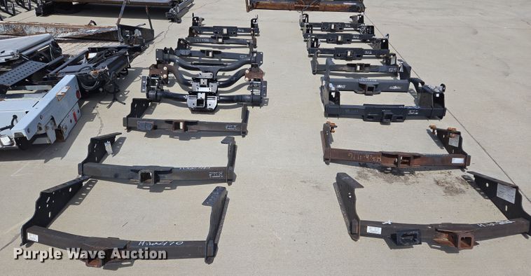 image for item EL5643 (17) receiver hitches