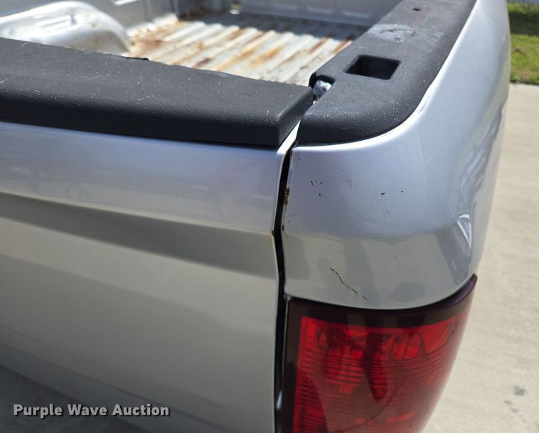 image for item EL5649 Pickup truck bed