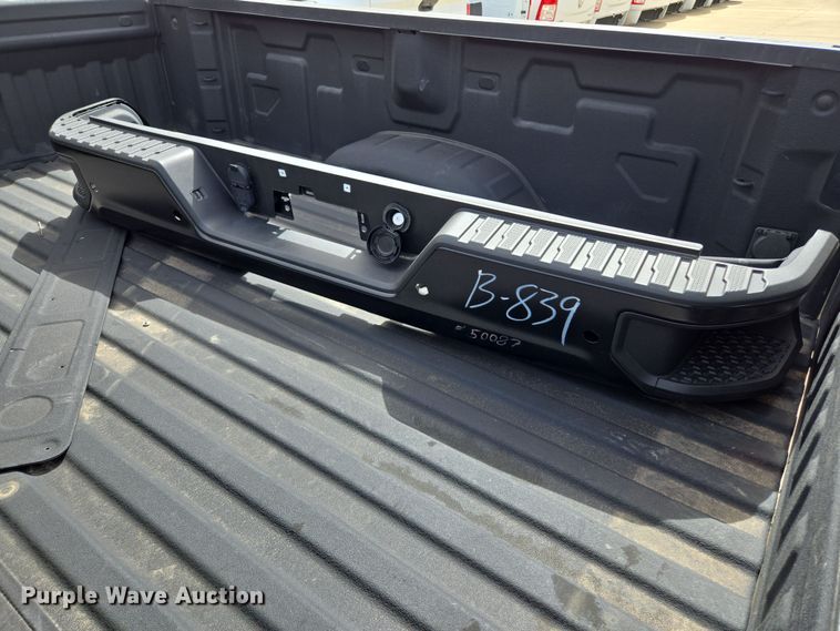 image for item EL5650 Pickup truck bed