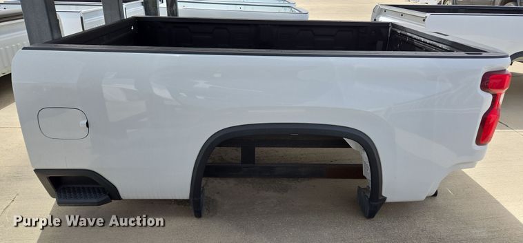 image for item EL5651 Pickup truck bed