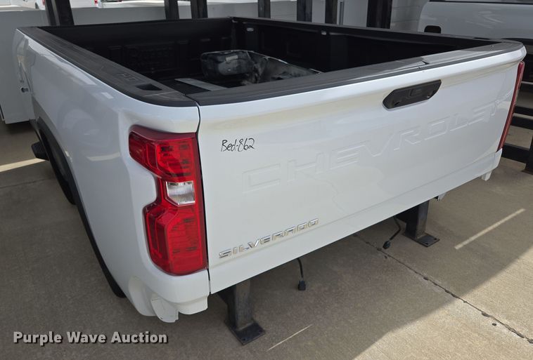 image for item EL5656 Pickup truck bed