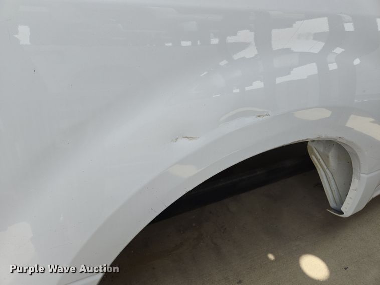 image for item EL5660 Pickup truck bed