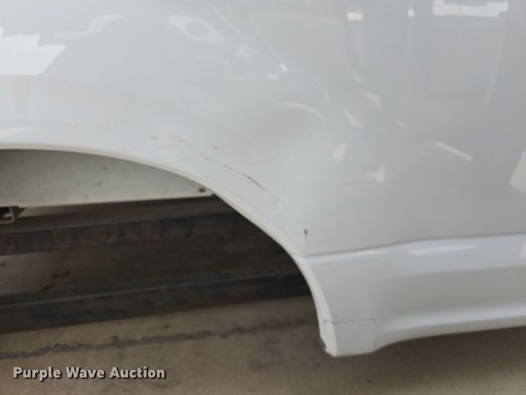 image for item EL5662 Pickup truck bed