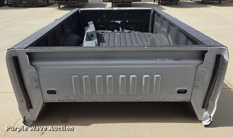 image for item EL5664 Pickup truck bed