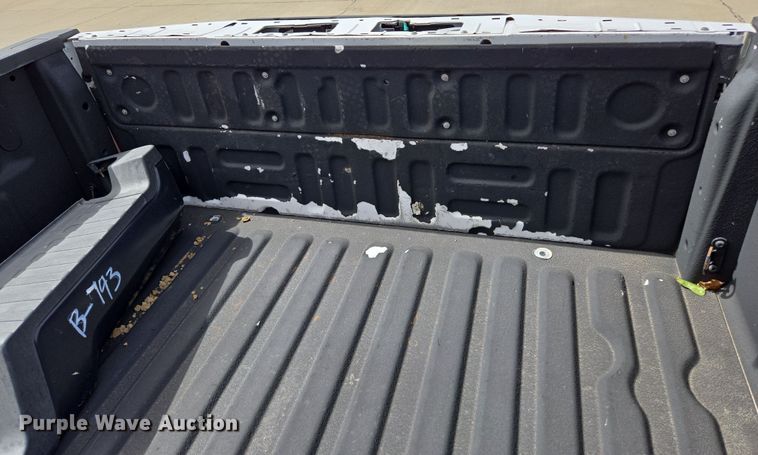 image for item EL5664 Pickup truck bed
