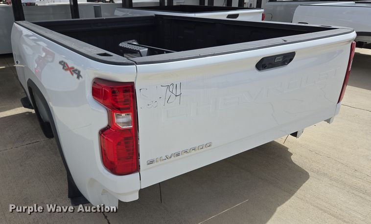 image for item EL5670 Pickup truck bed