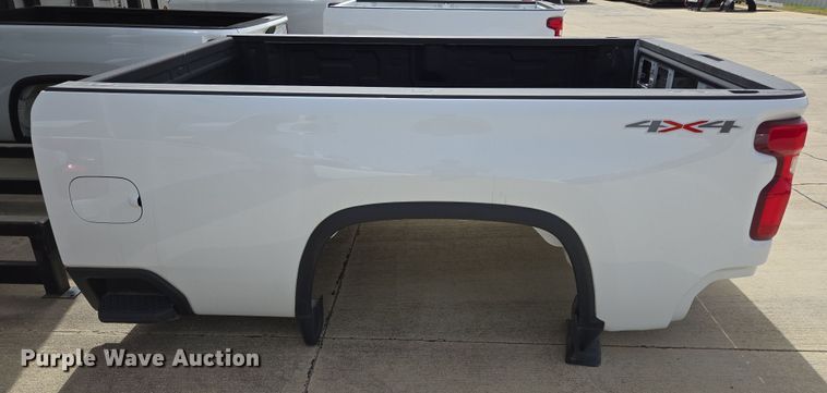 image for item EL5670 Pickup truck bed