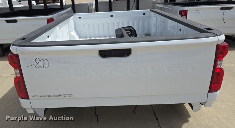 image for item EL5671 Pickup truck bed