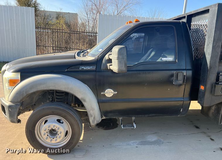 image for item EL5699 2011 Ford F550 Super Duty XL flatbed truck