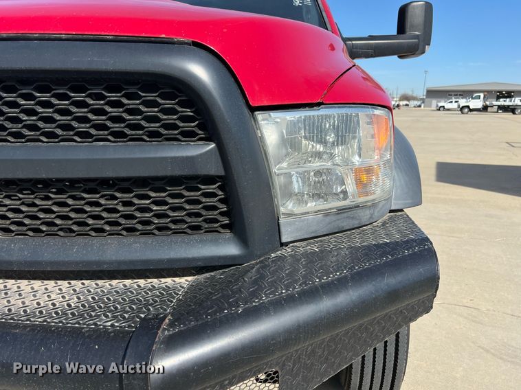 image for item EL5701 2015 Dodge Ram 5500 Crew Cab flatbed truck