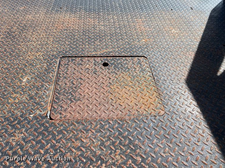 image for item EL5701 2015 Dodge Ram 5500 Crew Cab flatbed truck