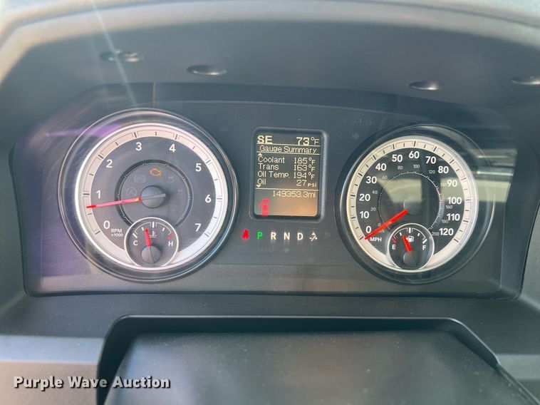 image for item EL5701 2015 Dodge Ram 5500 Crew Cab flatbed truck