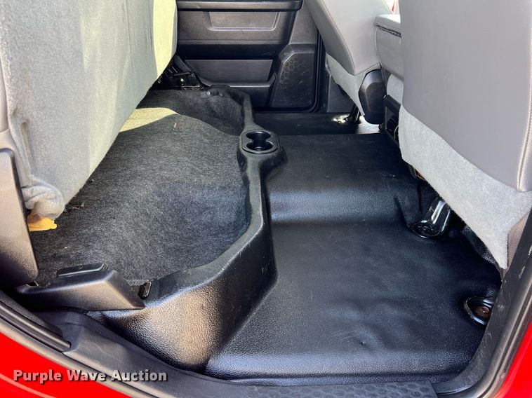 image for item EL5701 2015 Dodge Ram 5500 Crew Cab flatbed truck