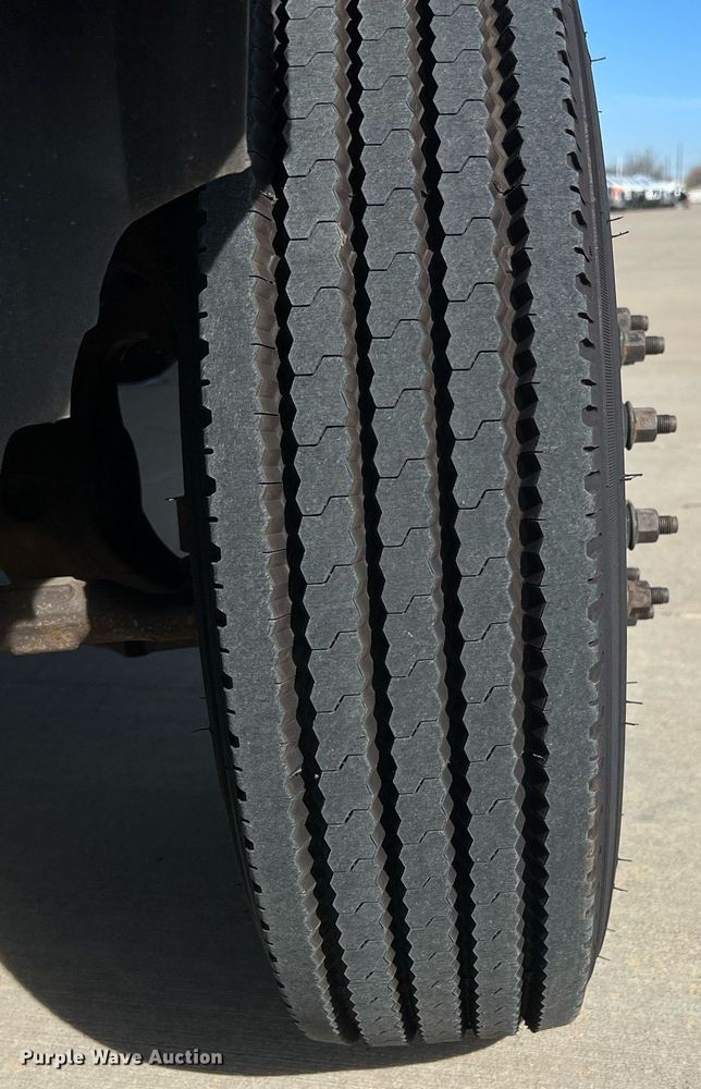 image for item EL5701 2015 Dodge Ram 5500 Crew Cab flatbed truck